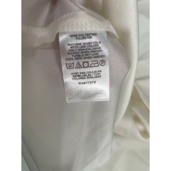Ann Taylor Ivory Blouse M – Classic Work Top, Polyester, NWT - Picture 6 of 6
